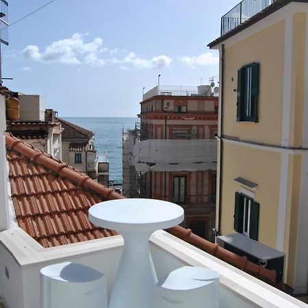 Core Amalfitano City Suites Экстерьер фото