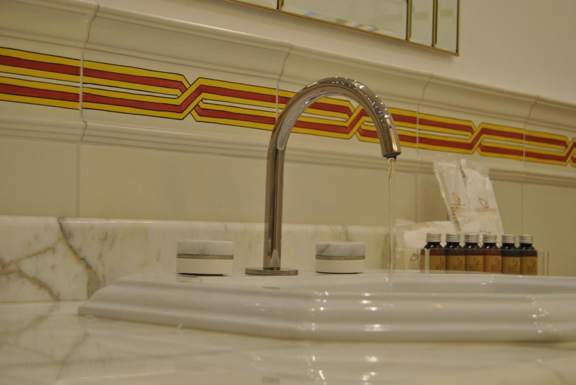 Core Amalfitano City Suites Экстерьер фото